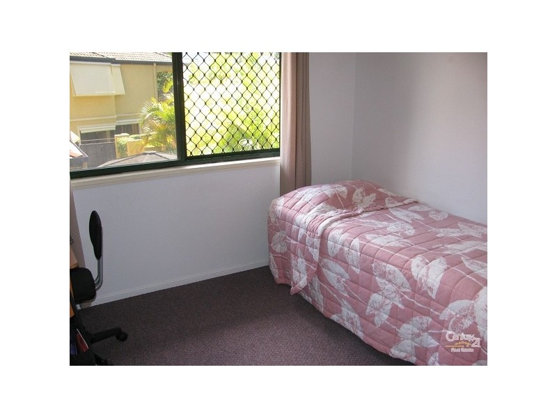 2/3 Karri Court, Burleigh Heads QLD 4220