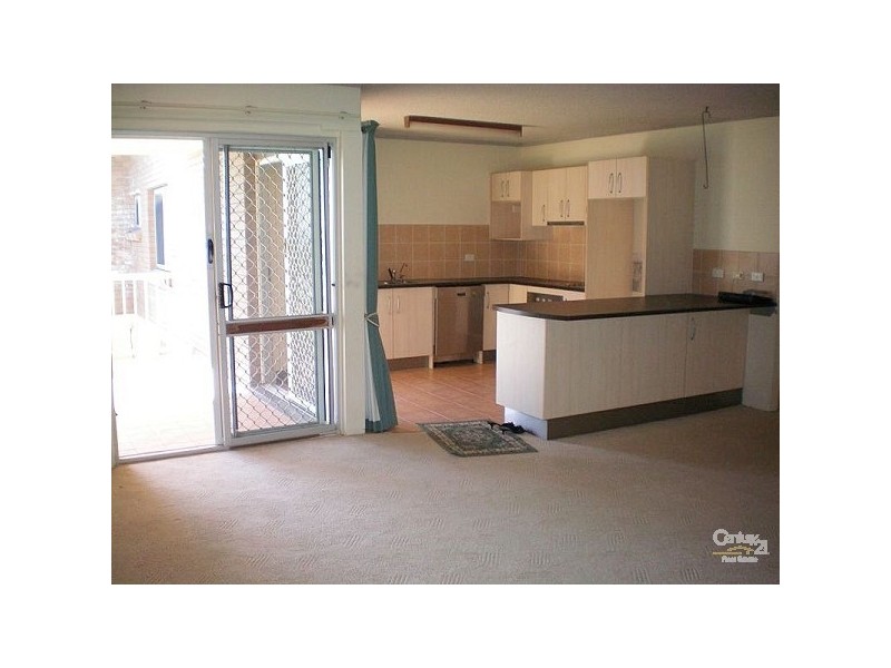 2/61 Hedges Avenue, Mermaid Beach QLD 4218