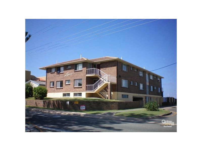 2/61 Hedges Avenue, Mermaid Beach QLD 4218