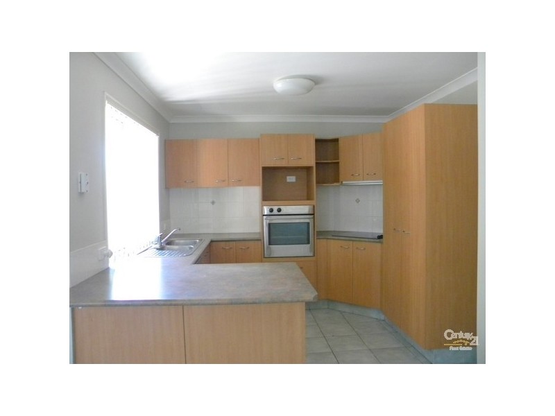 13 Greensborough Crescent, Parkwood QLD 4214