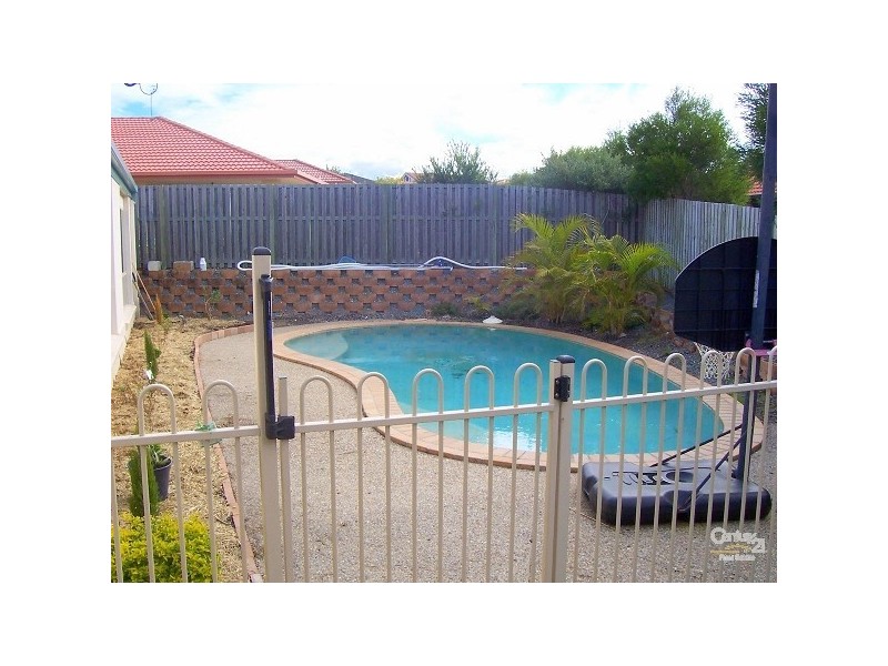 13 Greensborough Crescent, Parkwood QLD 4214