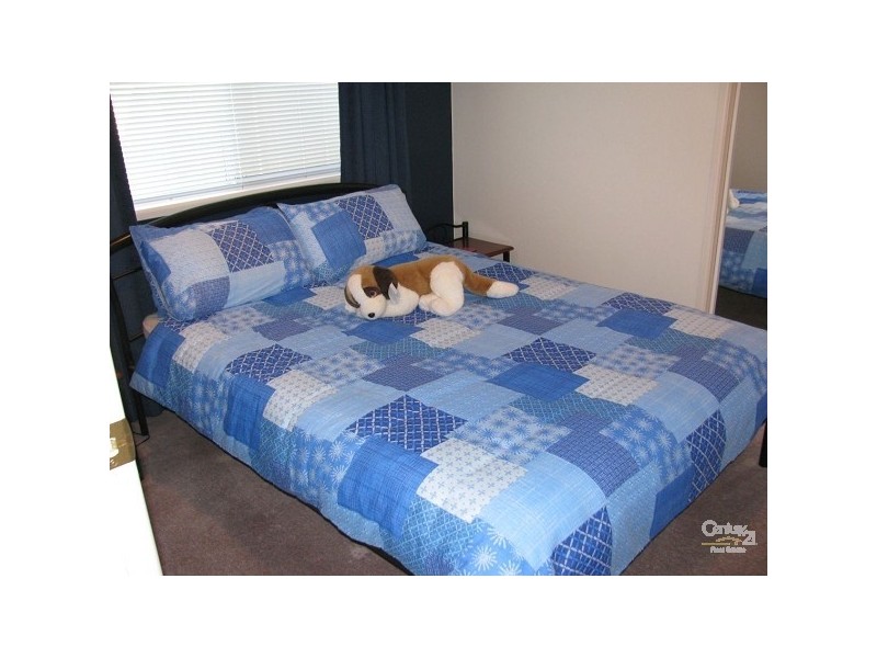 35 Manakin Avenue, Burleigh Waters QLD 4220