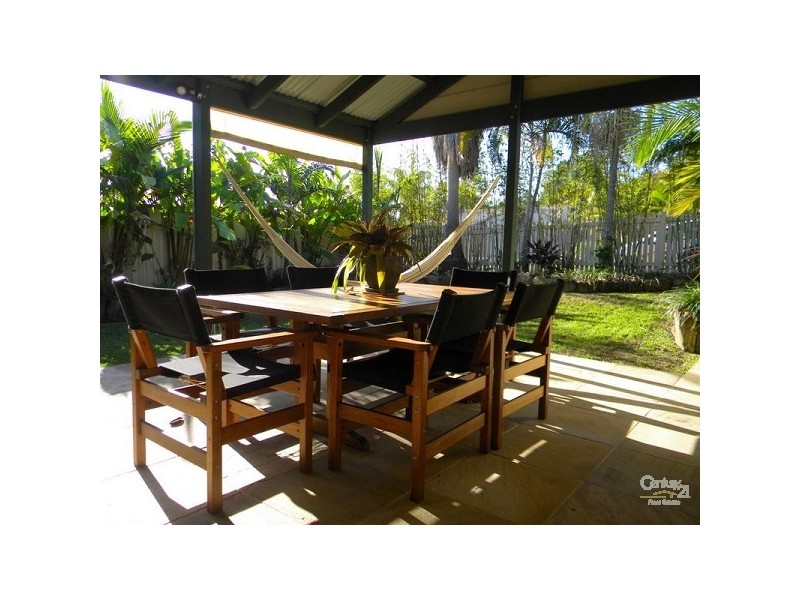 1/16 Orkney Place, Labrador QLD 4215