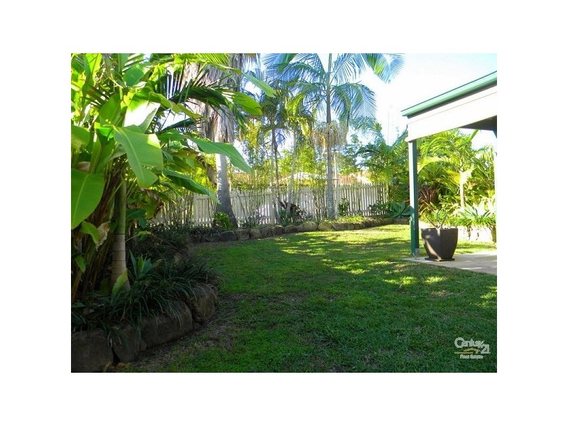 1/16 Orkney Place, Labrador QLD 4215