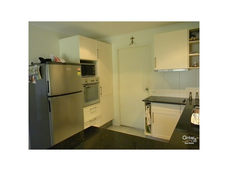 1/16 Orkney Place, Labrador QLD 4215