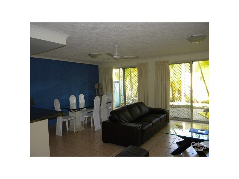 75/2320 Gold Coast Highway, Mermaid Beach QLD 4218