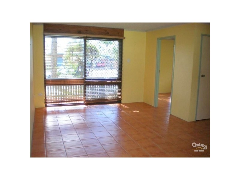 1/54 Oceanic Drive, Mermaid Waters QLD 4218