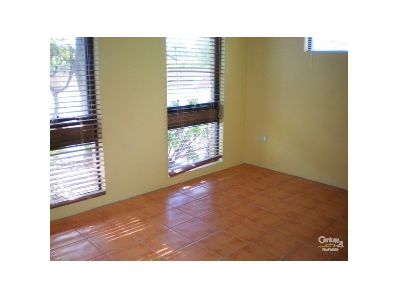 1/54 Oceanic Drive, Mermaid Waters QLD 4218