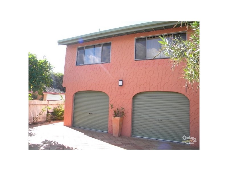 42a Messines Crescent, Miami QLD 4220