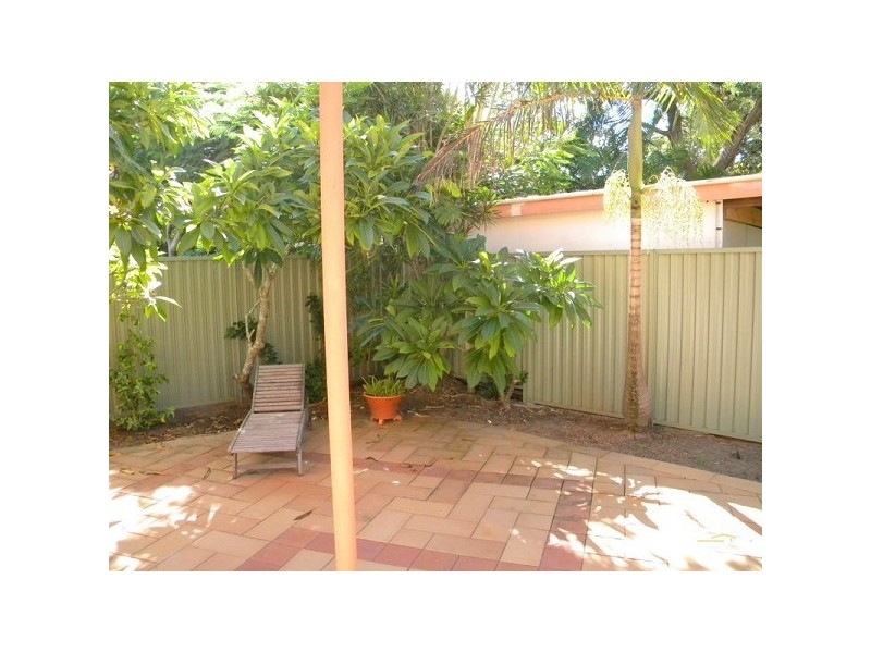 42a Messines Crescent, Miami QLD 4220