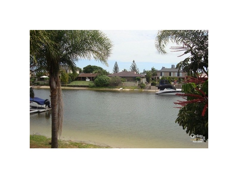 57 Markeri Street, Mermaid Waters QLD 4218