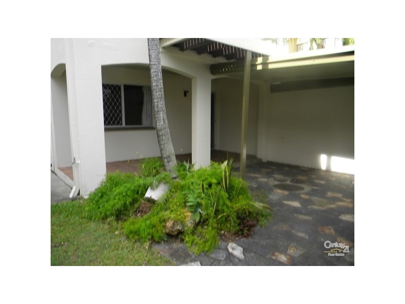 1/29  Peerless Avenue, Mermaid Beach QLD 4218