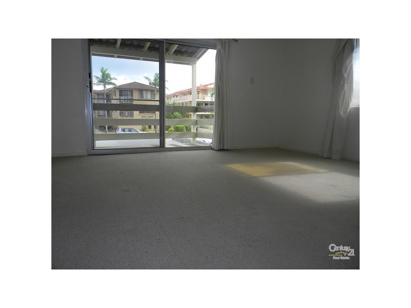 1/29  Peerless Avenue, Mermaid Beach QLD 4218