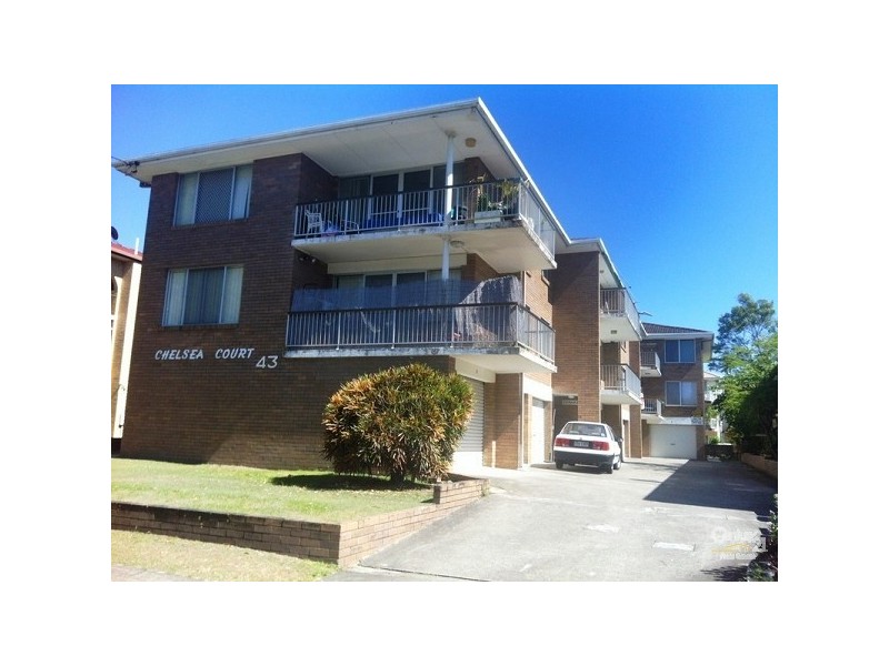 2/43 Chelsea Avenue, Broadbeach QLD 4218