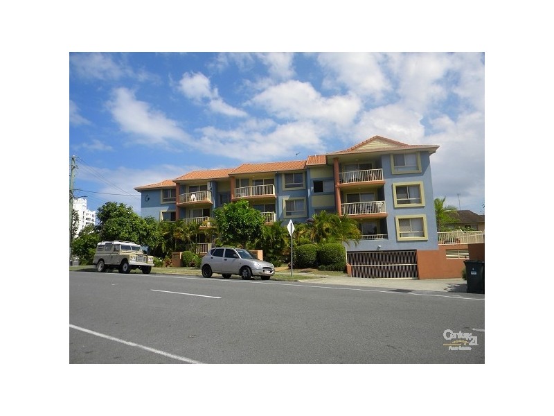 8/2-4 Mountainview Avenue, Miami QLD 4220