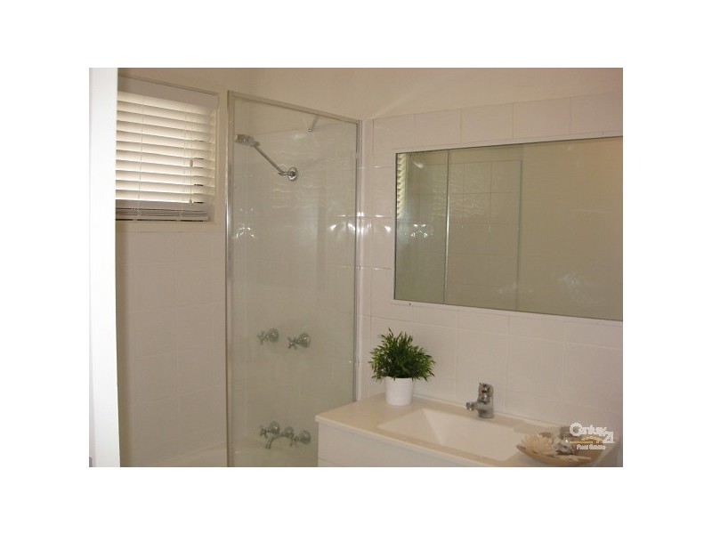 1/145 Sunshine Parade, Miami QLD 4220