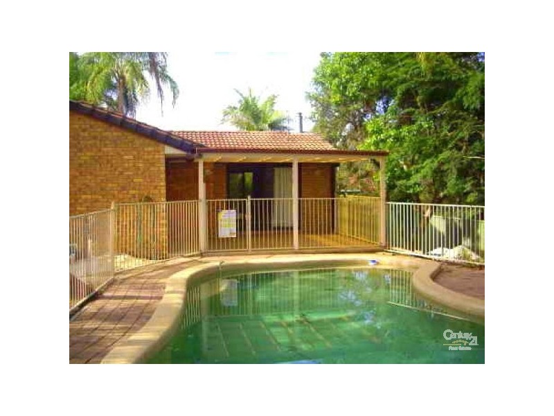 26 Cambridge Court, Carrara QLD 4211