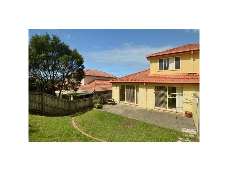 2/62 Riverpark Drive, Nerang QLD 4211