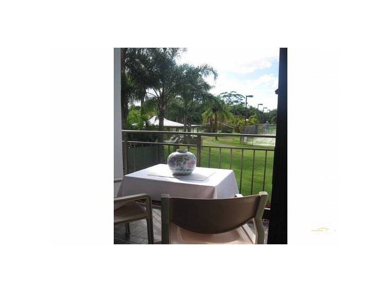 3E/13 Fairway Drive, Clear Island Waters QLD 4226