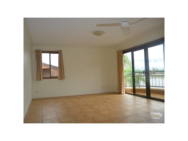 6/39 Duet Drive, Mermaid Waters QLD 4218