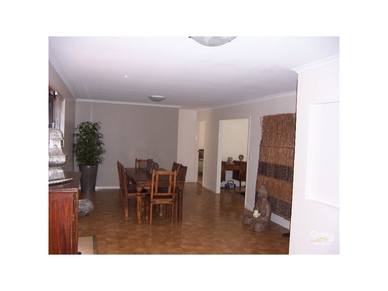 46 Edinburgh Road, Benowa QLD 4217