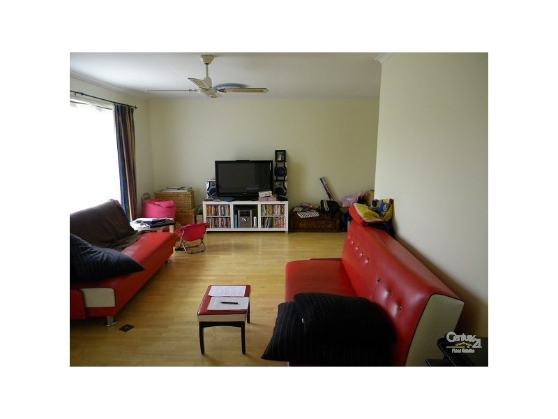 43 Cumberland Drive, Varsity Lakes QLD 4227