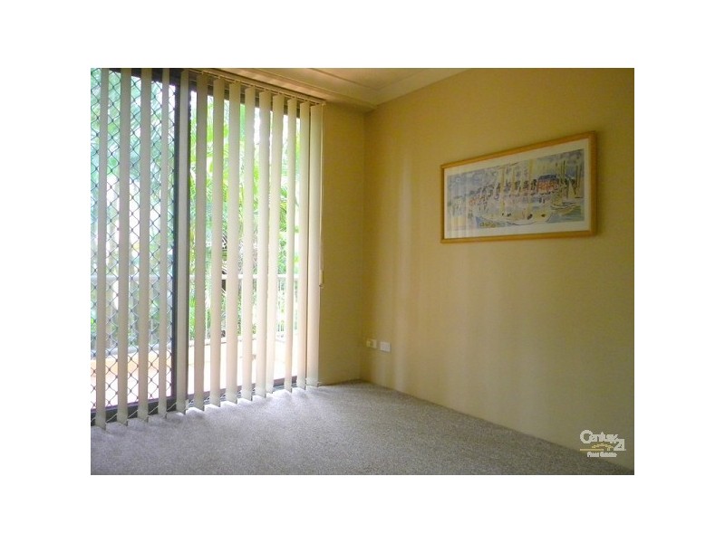 1/10 Genoa Street, Surfers Paradise QLD 4217