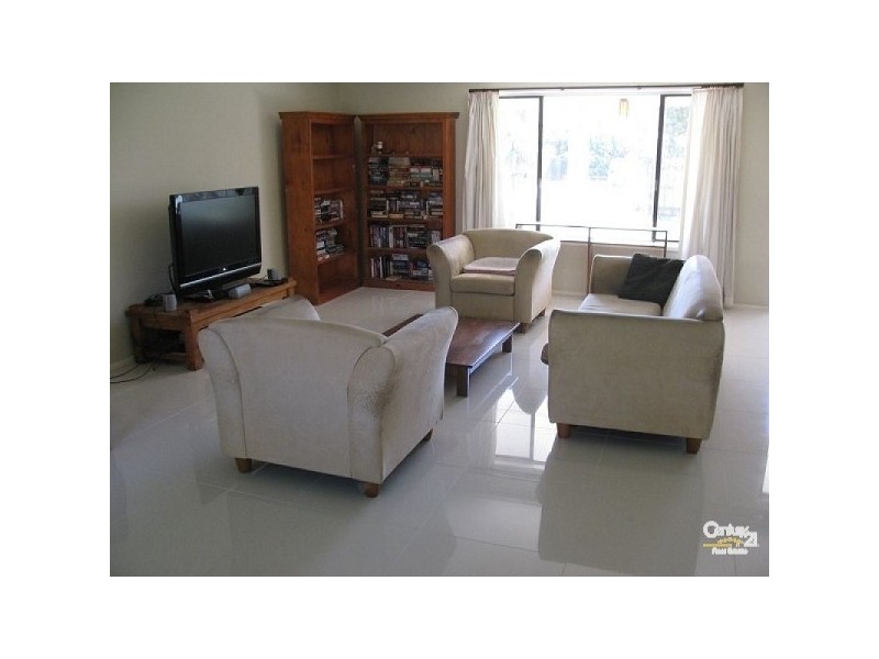 29 Fairsky Avenue, Mermaid Waters QLD 4218