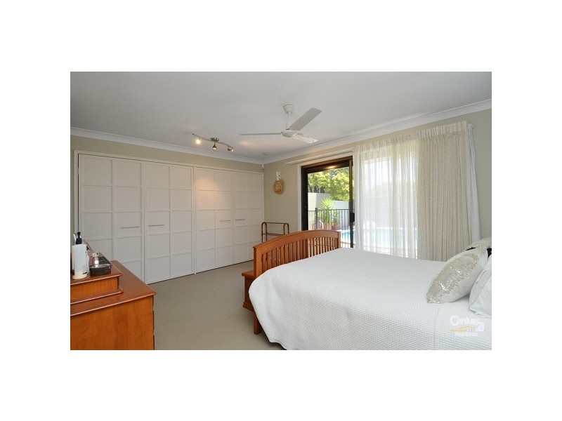 19 Willis Court, Mermaid Waters QLD 4218