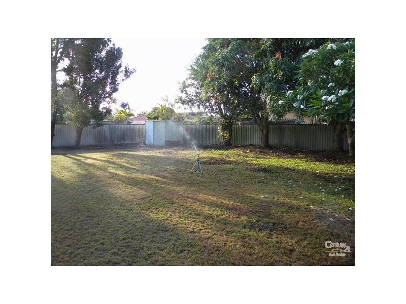 8 Pitta Place, Burleigh Waters QLD 4220