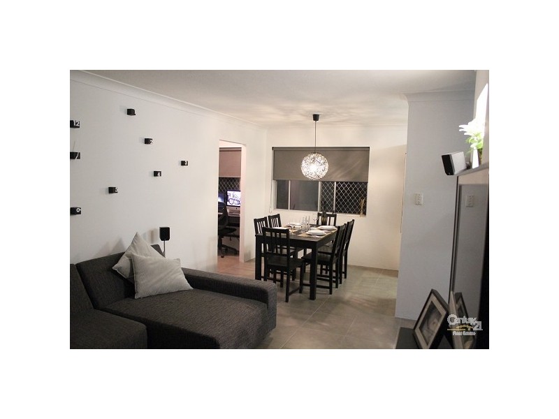 2/72 Seagull Avenue, Mermaid Beach QLD 4218