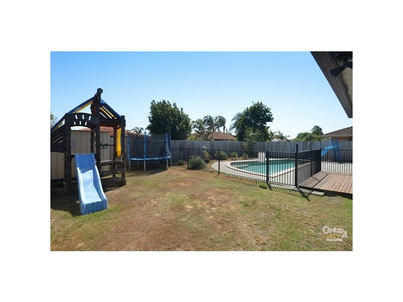 150 Markeri Street, Mermaid Waters QLD 4218