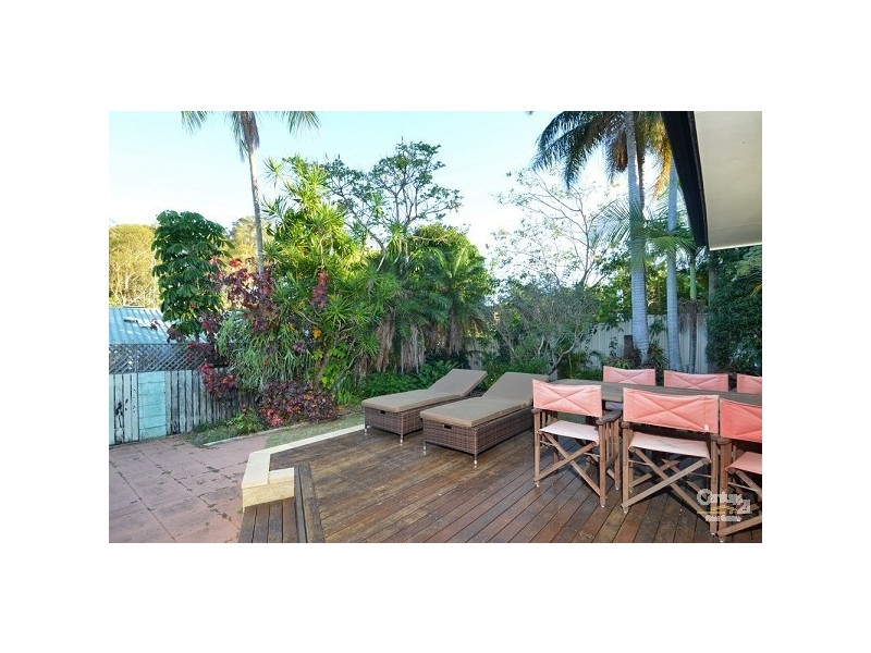 4 Yarradup Street, Ashmore QLD 4214