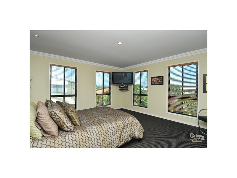 2/2264 Gold Coast Highway, Mermaid Beach QLD 4218