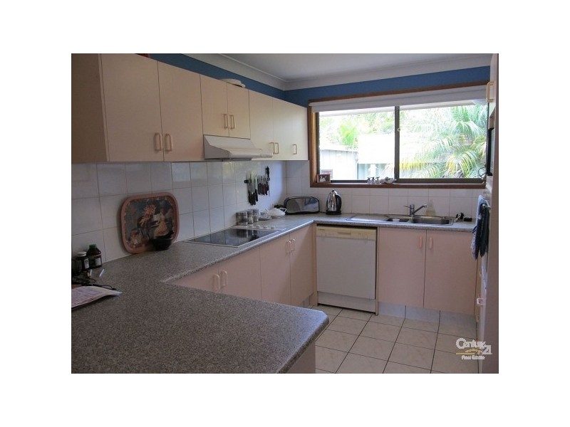 7 Falcon Court, Burleigh Waters QLD 4220
