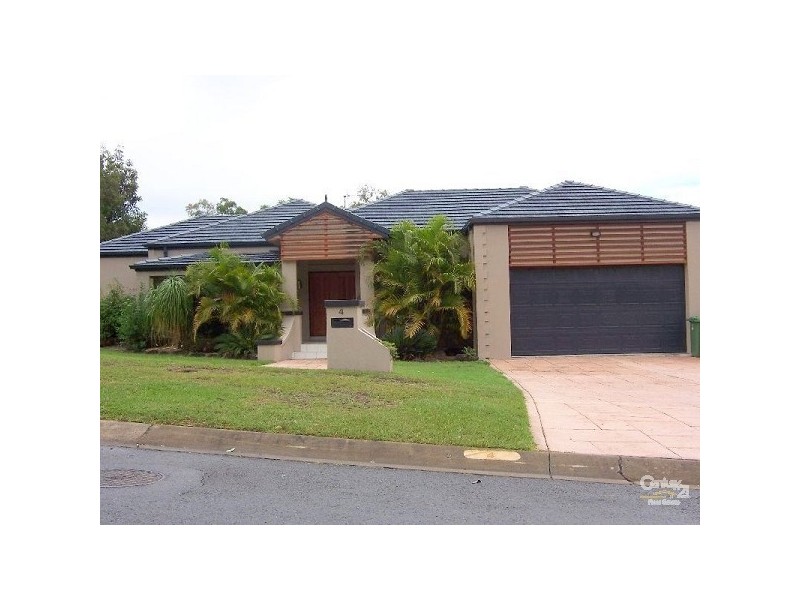 4 Chichester Drive, Arundel QLD 4214