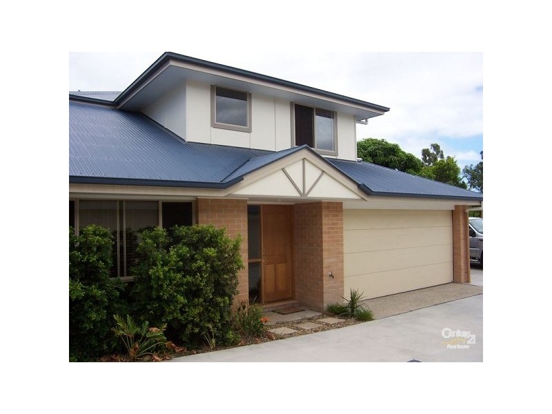 4/15 Harley Street, Labrador QLD 4215