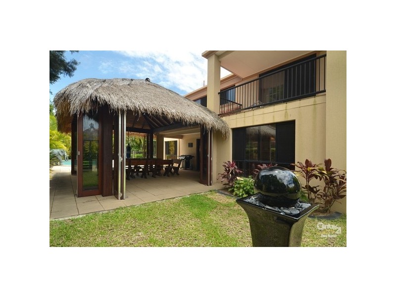 42 Meadowview Drive, Carrara QLD 4211