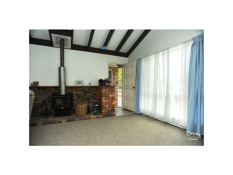 10 Bradley Avenue, Miami QLD 4220