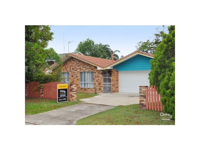 10 Bradley Avenue, Miami QLD 4220