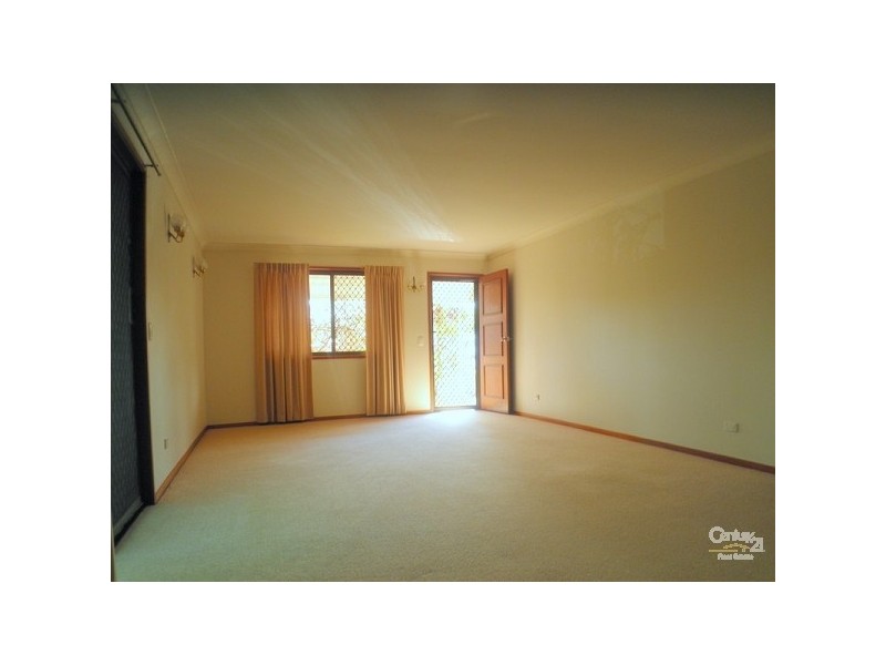 2/6 Gardiners Place, Southport QLD 4215