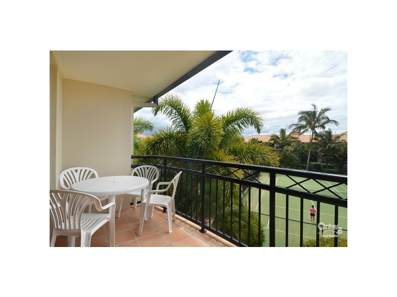 136/2360 Gold Coast Highway, Mermaid Beach QLD 4218