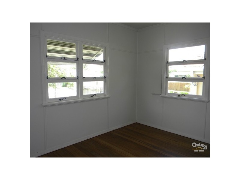 155 Sunshine Parade, Miami QLD 4220