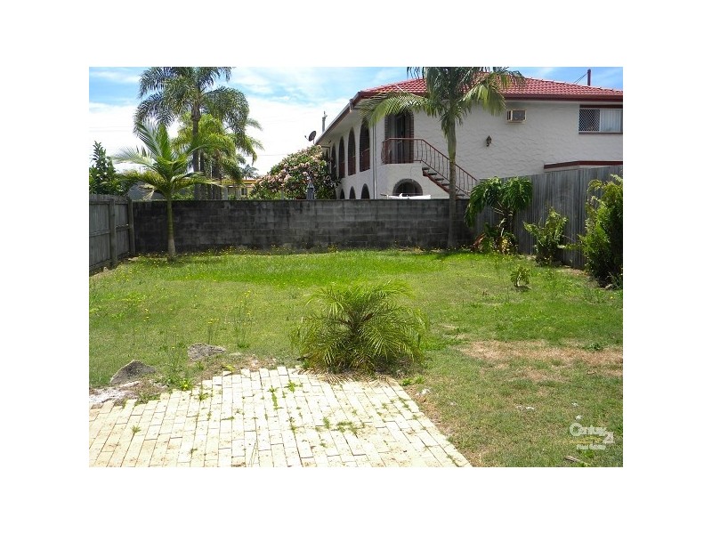 155 Sunshine Parade, Miami QLD 4220