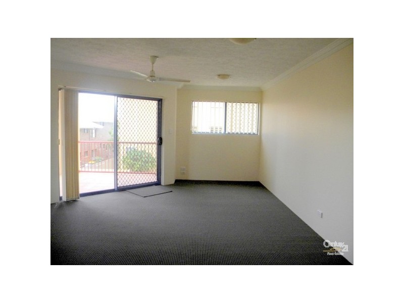 10/89 Frank Street, Labrador QLD 4215