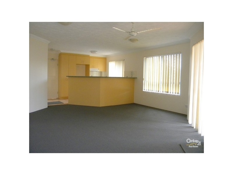 10/89 Frank Street, Labrador QLD 4215