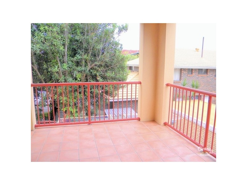 10/89 Frank Street, Labrador QLD 4215