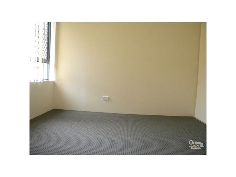 10/89 Frank Street, Labrador QLD 4215