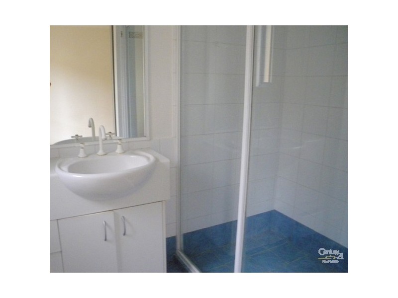 10/89 Frank Street, Labrador QLD 4215