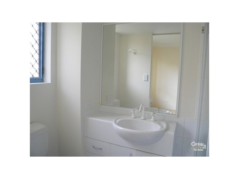 10/89 Frank Street, Labrador QLD 4215